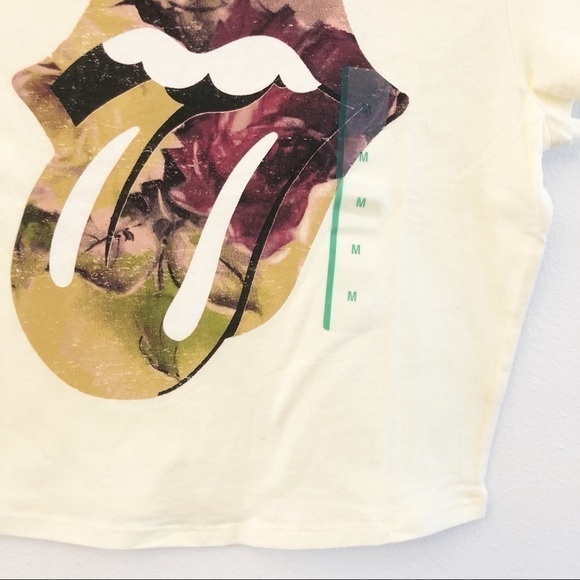 Rolling STONES NWT Cropped Logo Short Sleeve Band Tee Size Medium in Cream - Picture 11 of 12
